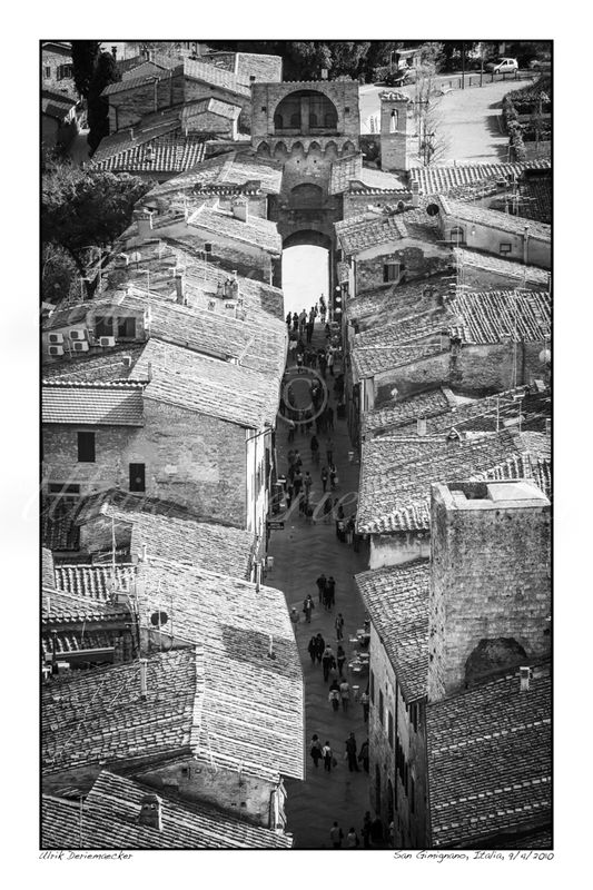 2010-04-09-0131 - Italie, San Gimignano - 2x3 petit
