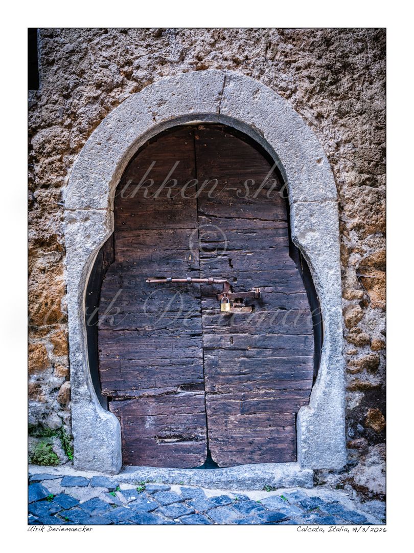 2026-03-19-0034 - Italie, Calcata - 3x4 petit