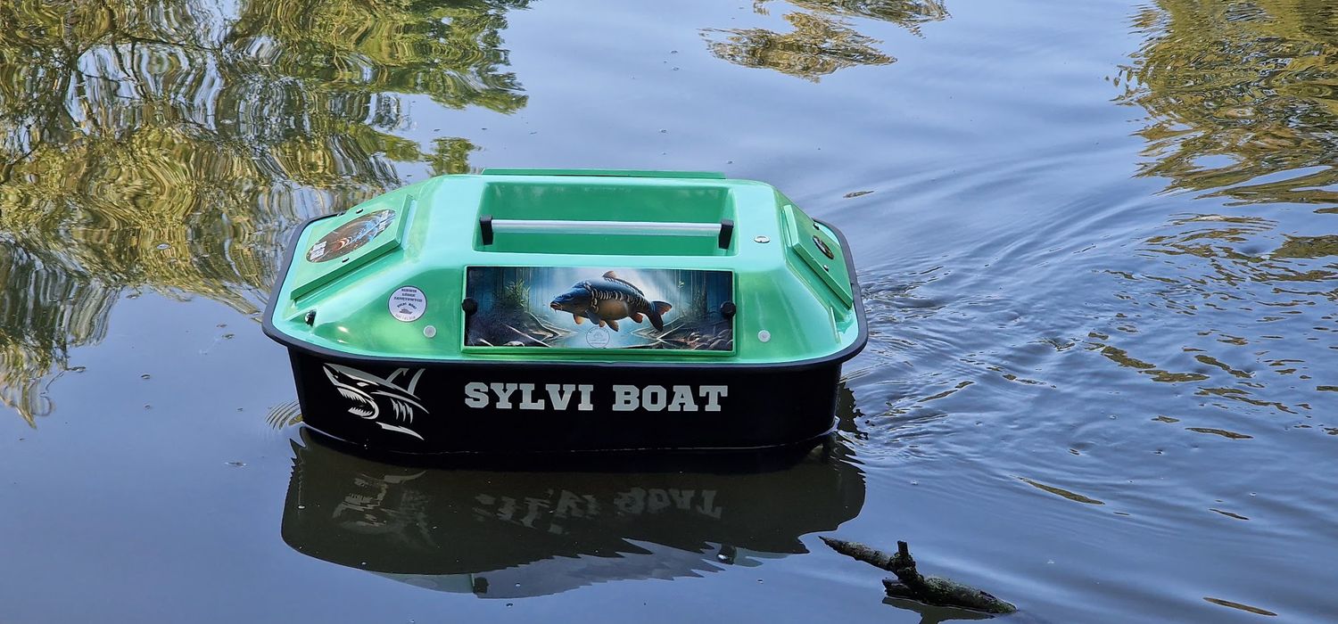 ŁÓDKA SKŁADANA NA ŻYCZENIE KLIENTA