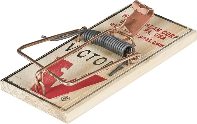 VICTOR WOODEN MOUSE TRAPS (4/PACK)