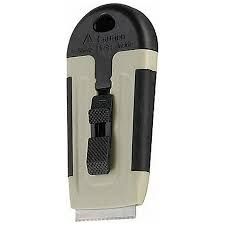 RETRACTABLE RAZOR SCRAPER