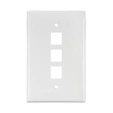 1G - 3-PORT, QUICKPORT WALLPLATE, MIDSIZE, WHITE, LEVITON