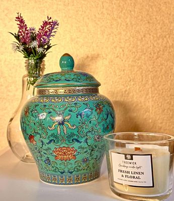 URN LOTUS STYLE
