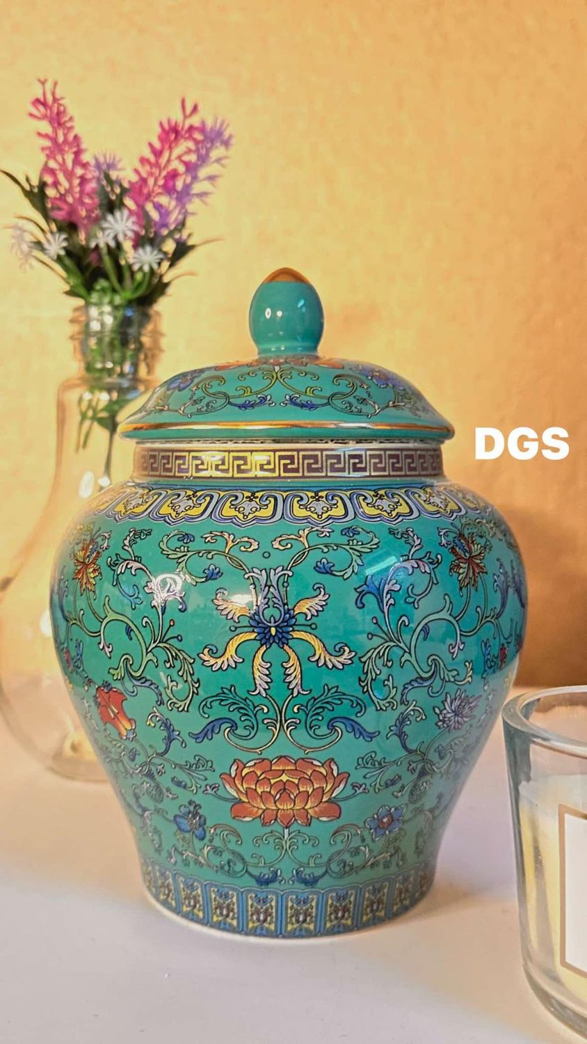 URN LOTUS STYLE