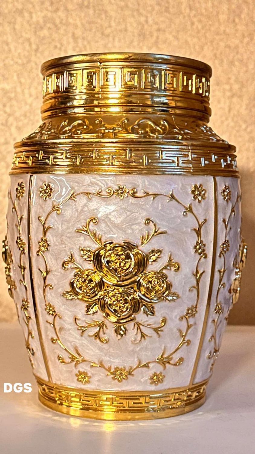 URN ETERNAL ROSE