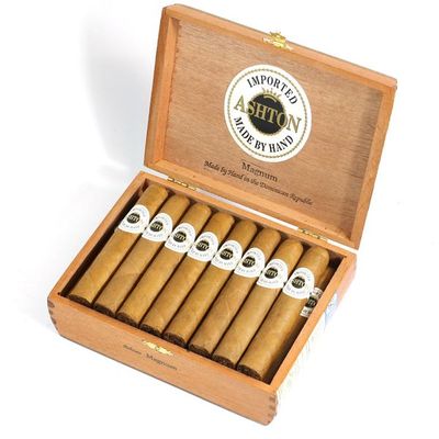 Ashton Classic Magnum Robusto