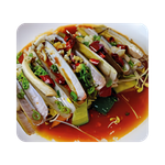 Capelonghe scottate in acqua servite con verdure di stagione con soia ed erba cipollina oppure con salsa siuchuan