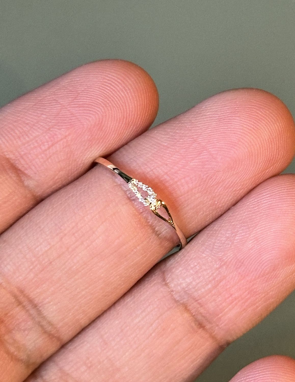 SR503 18KY Dia-0.022ct/0.91g