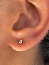 Mini diamond studs 18K .16cts/.185g
