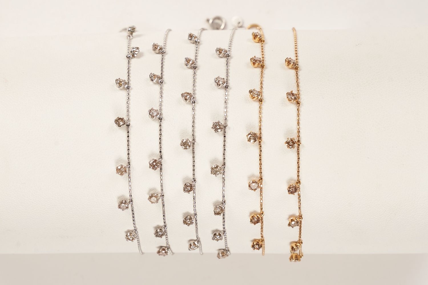 Dangle Diamond bracelet