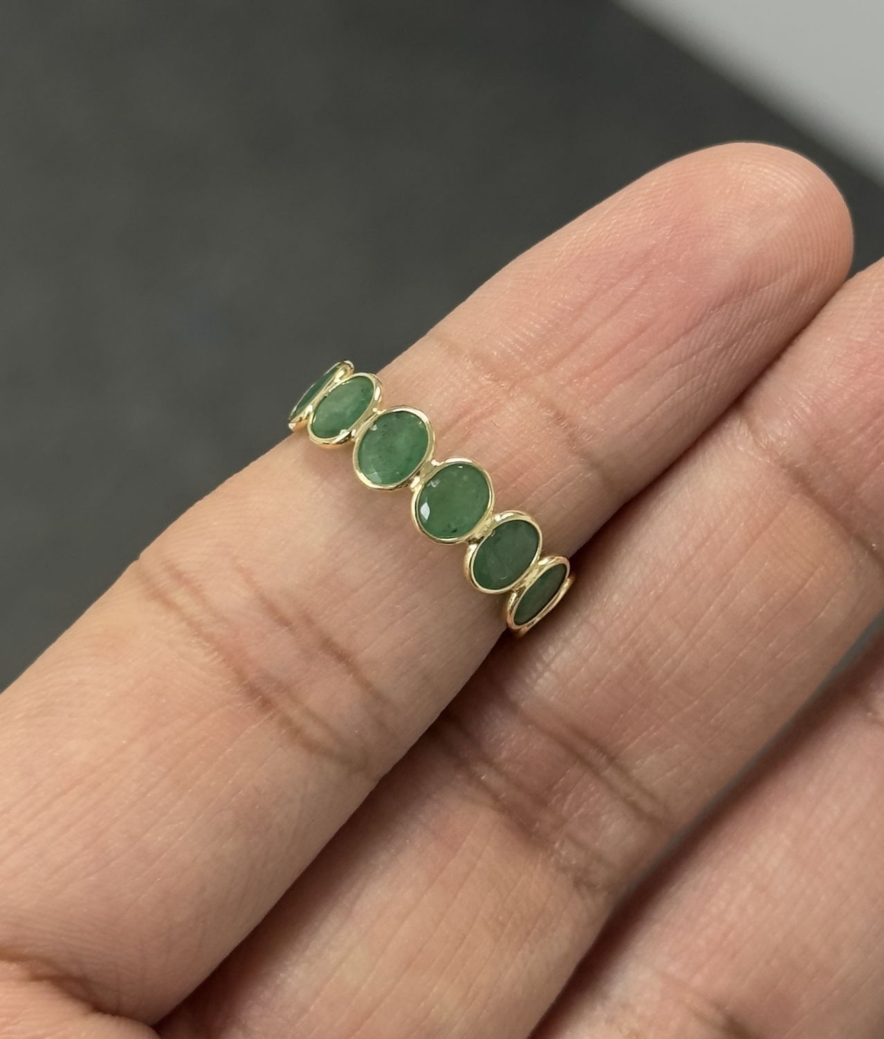 SR582 18KY EM-2.05ct/1.32g