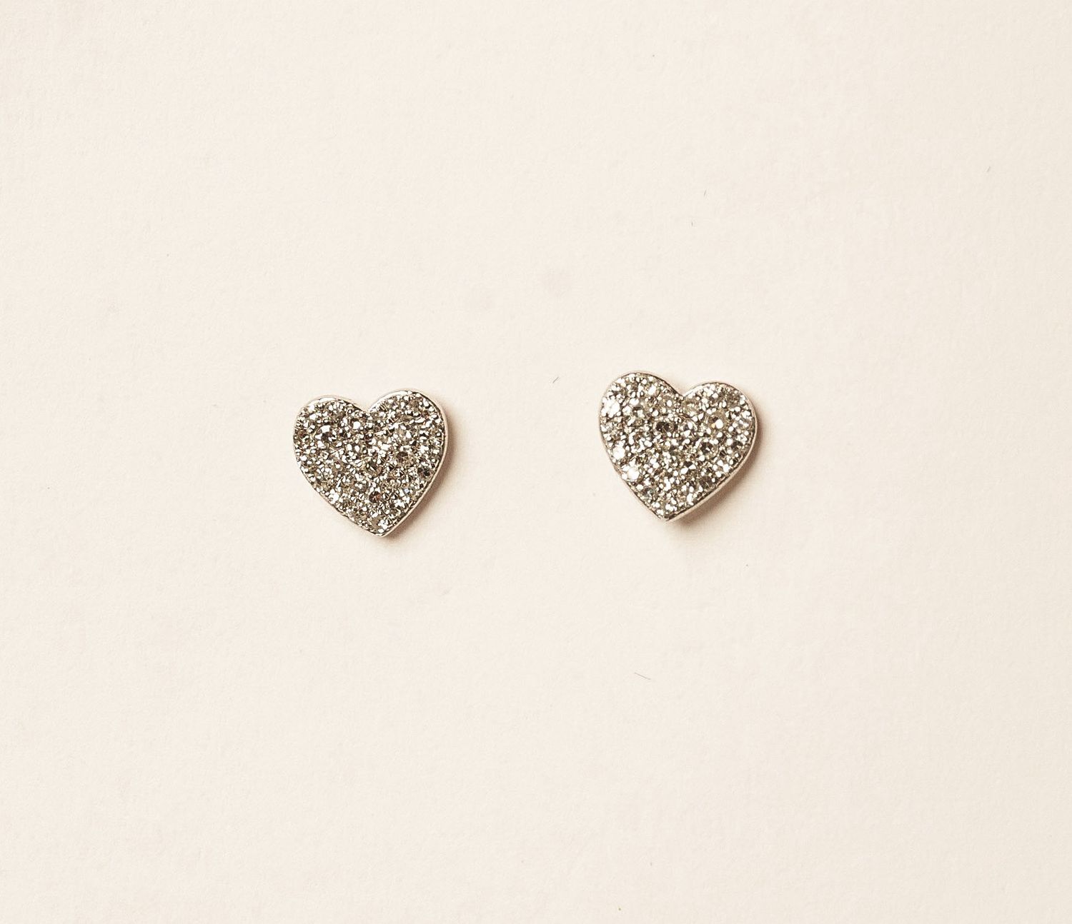 Pave heart studs 14KWG .22cts/.93g