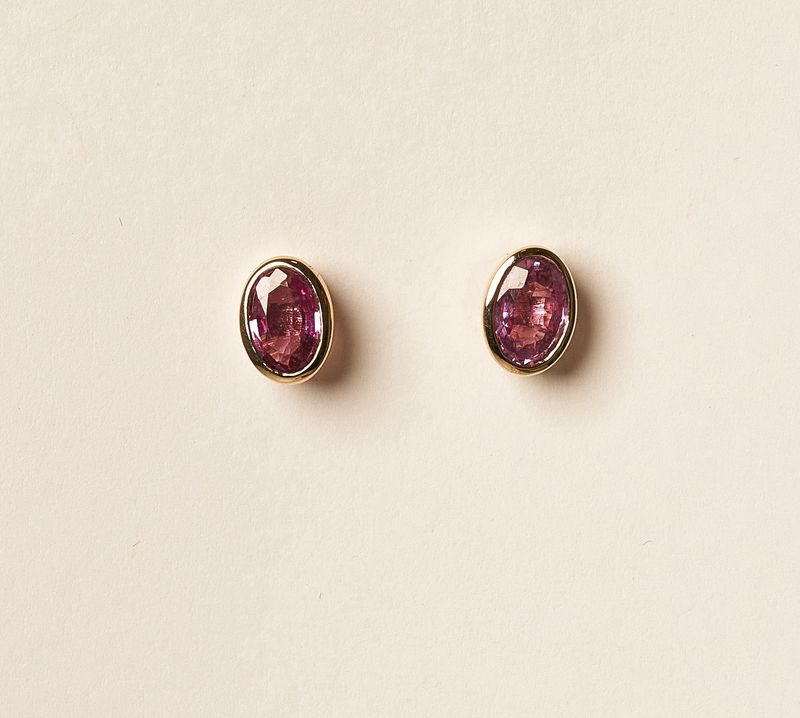 14KYG PINK SAPP ER-: 3.22cts/G: 4.37g