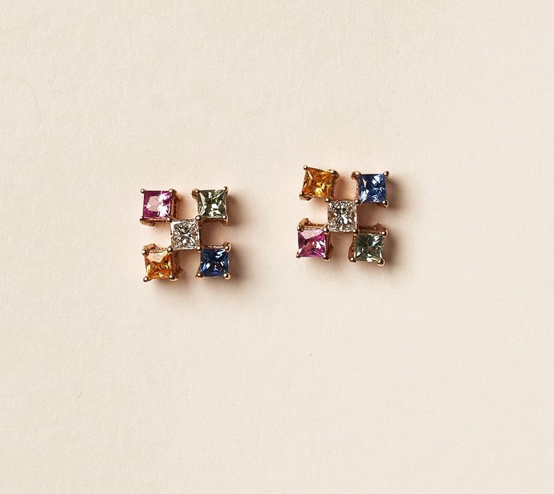 Four Stone Studs