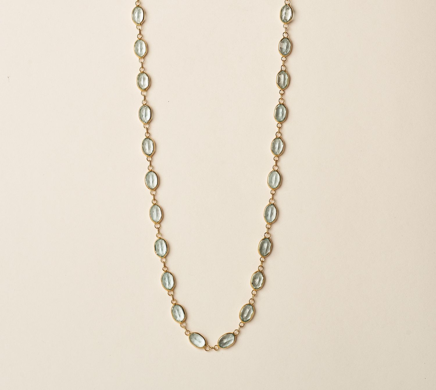Blue Topaz neck 14KY -23.6cts/7.5g