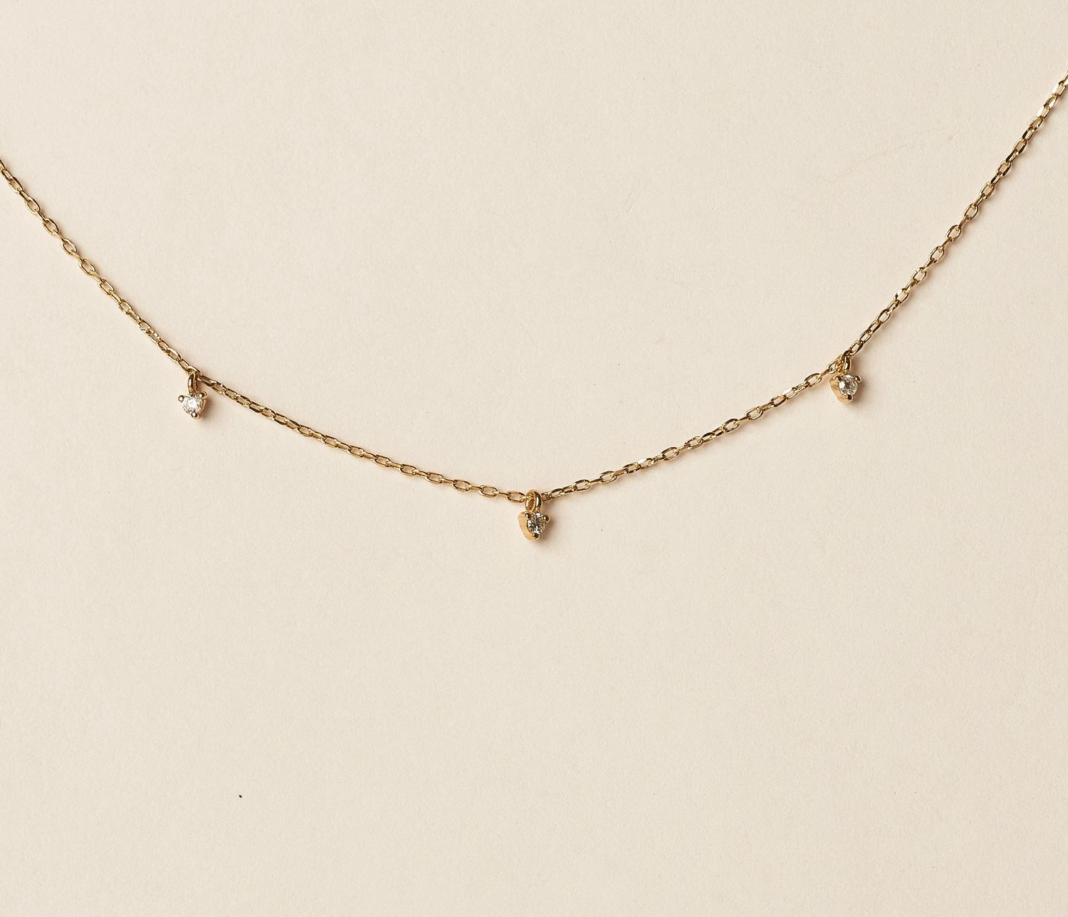 Mini Dia drop .03cts .08g