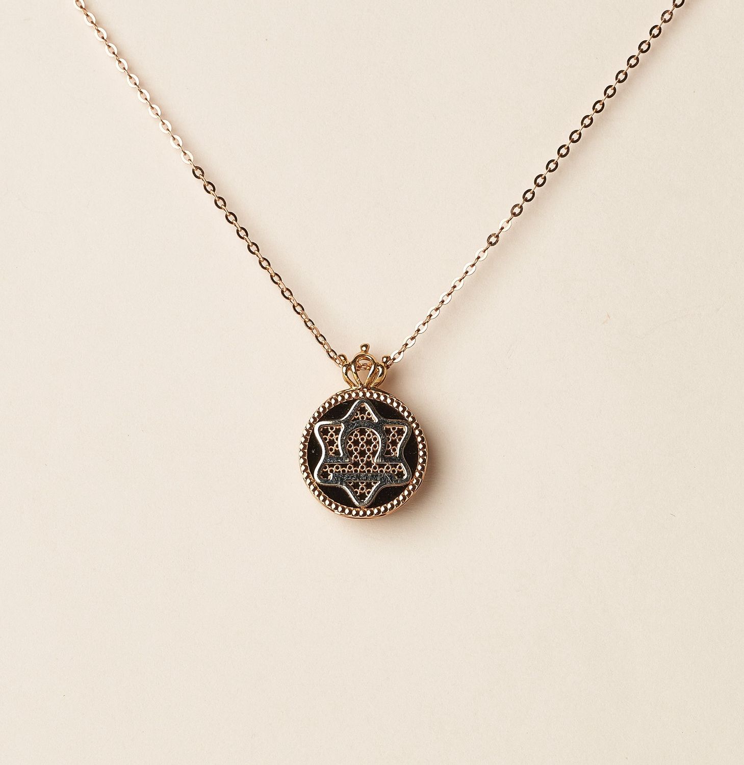 14KR Libra Reversible .12cts 1.76g