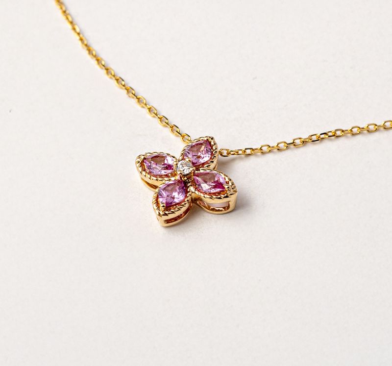18KY Pink Sapp flower-.54ct D.03ct/2.38g