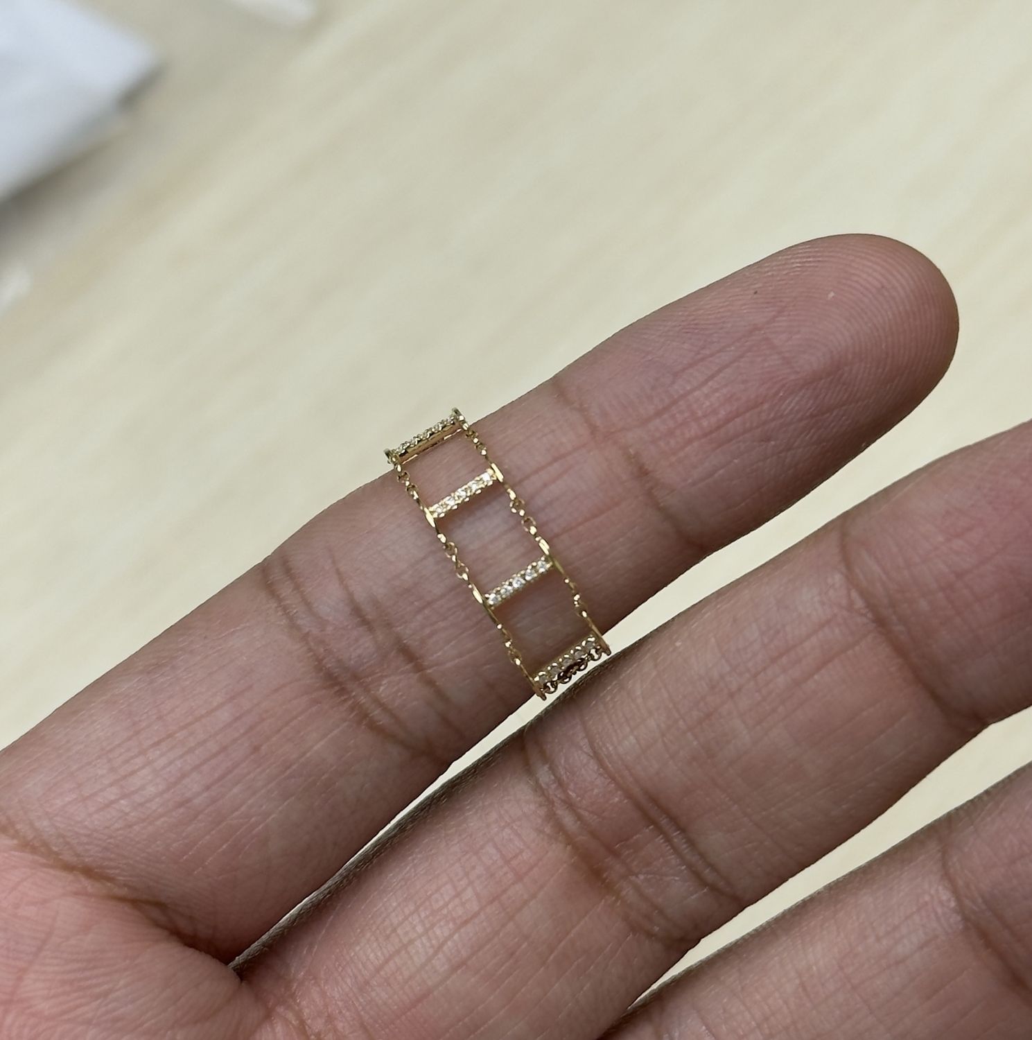 SR591 18KY Dia-0.1ct/1.01g