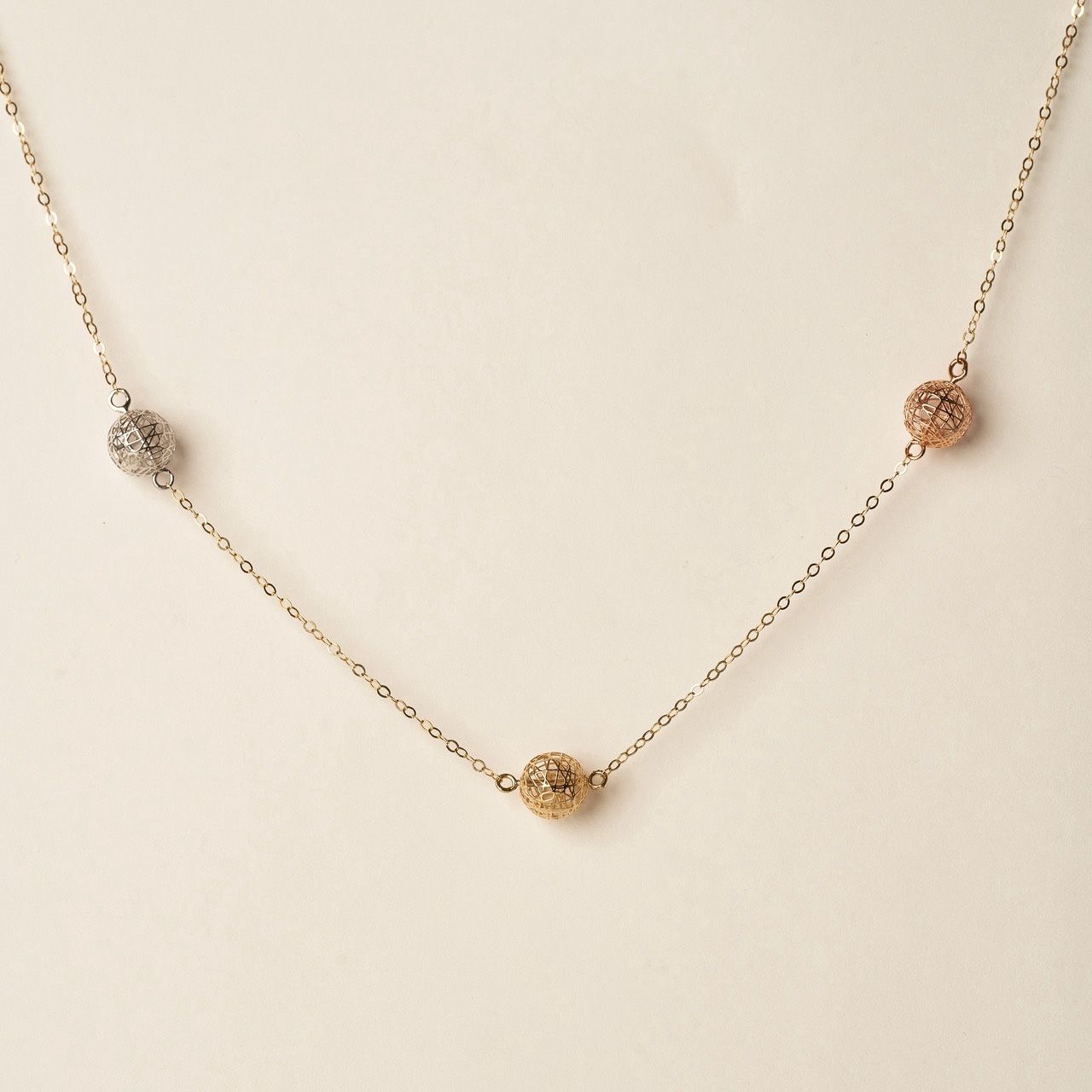Three Tone Chain