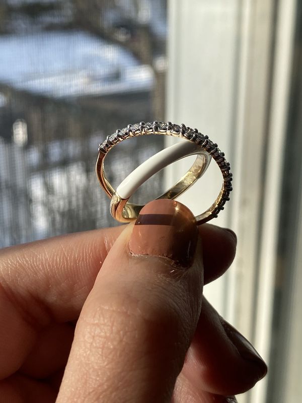 Diamond Crossover Ring