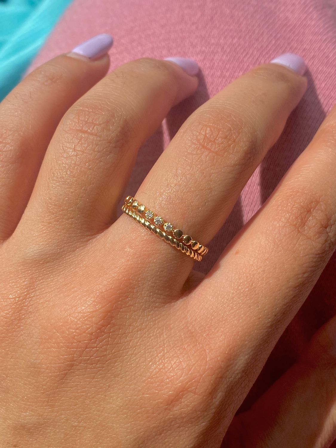 Diamond Ring Duo, Colour: D: 0.04ct/14KR: 2.33g