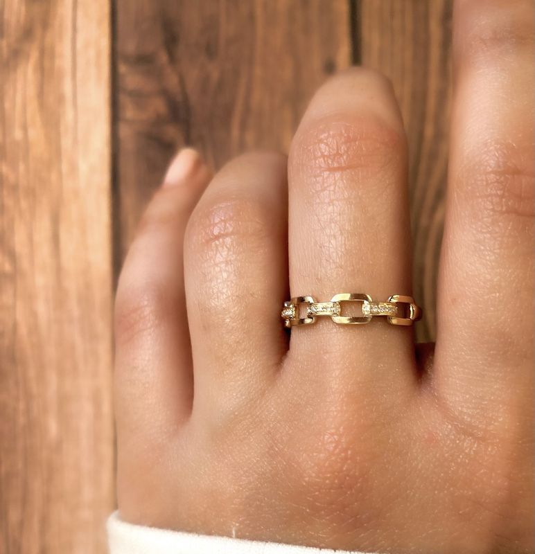 Diamond Link Ring