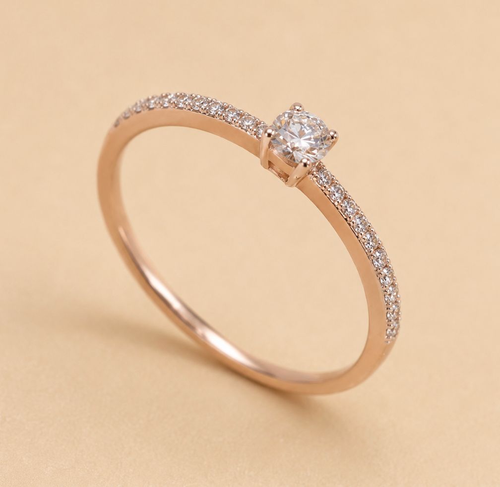 Diamond Stacking Ring, Colour: D: 0.17ct/14KY: 1.11g