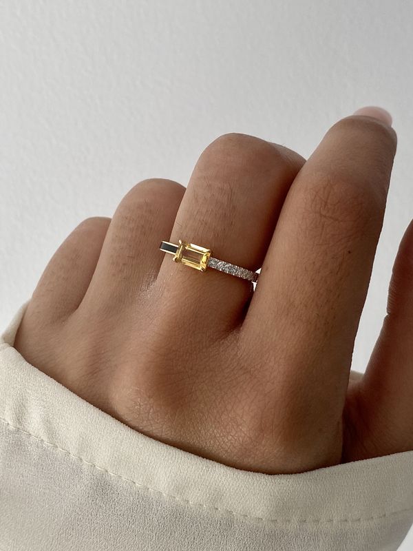 Honey Baguette Ring