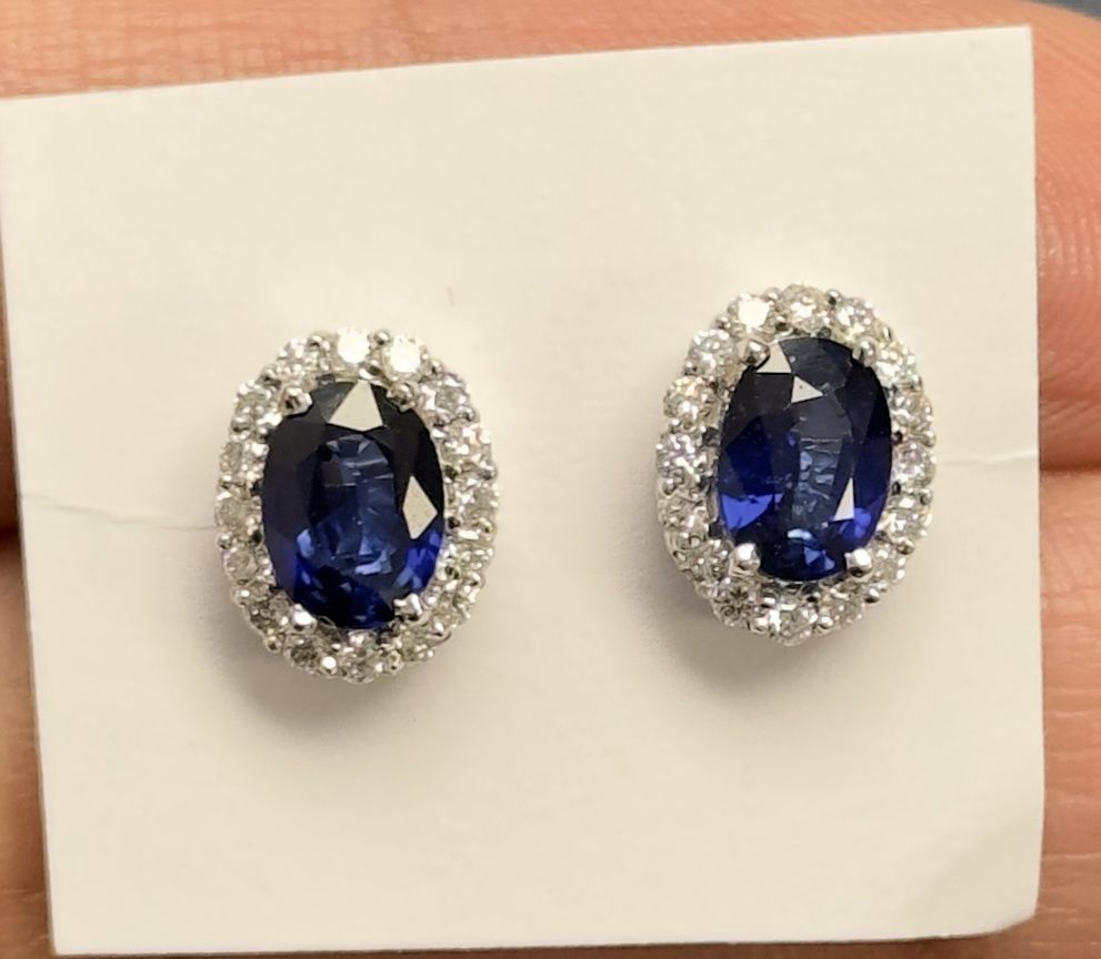 Baroque Emerald Halo Studs, Colour: 18KY BS-1.28ct D-0.38ct/2.38g
