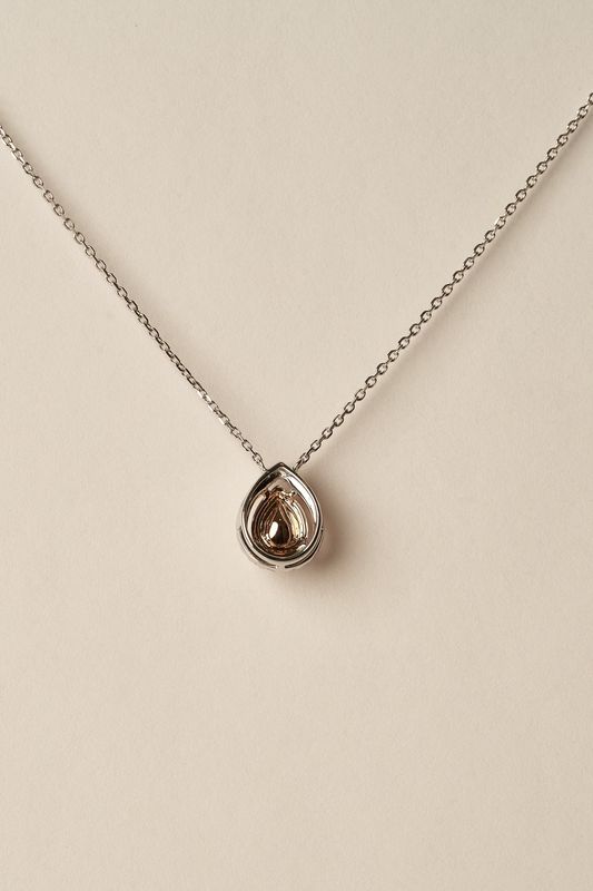 Green Diamond Pendant Necklace