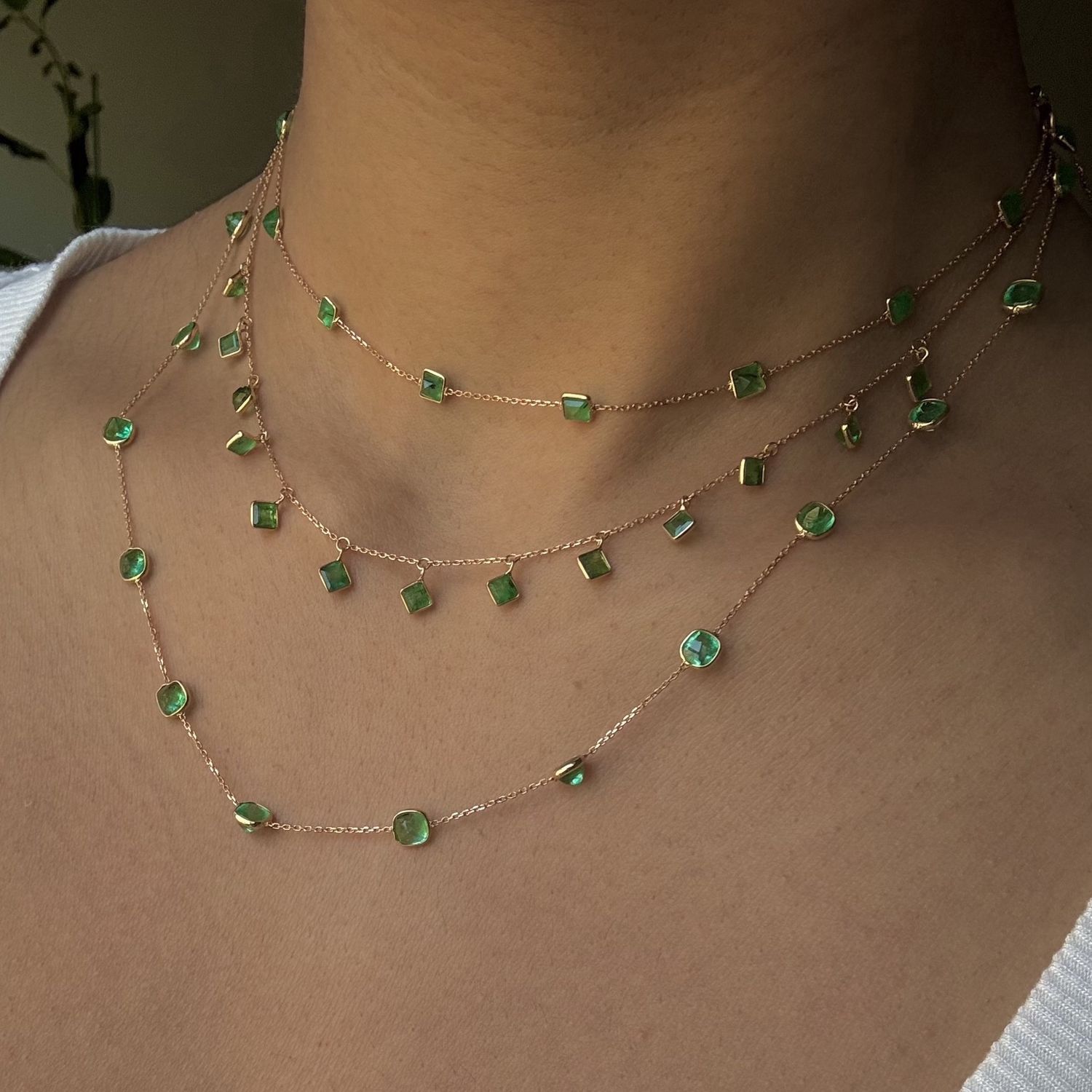 Emerald Bezel Chain