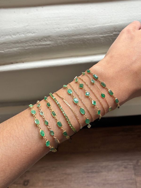 Petite Oval Emerald Chain Bracelet