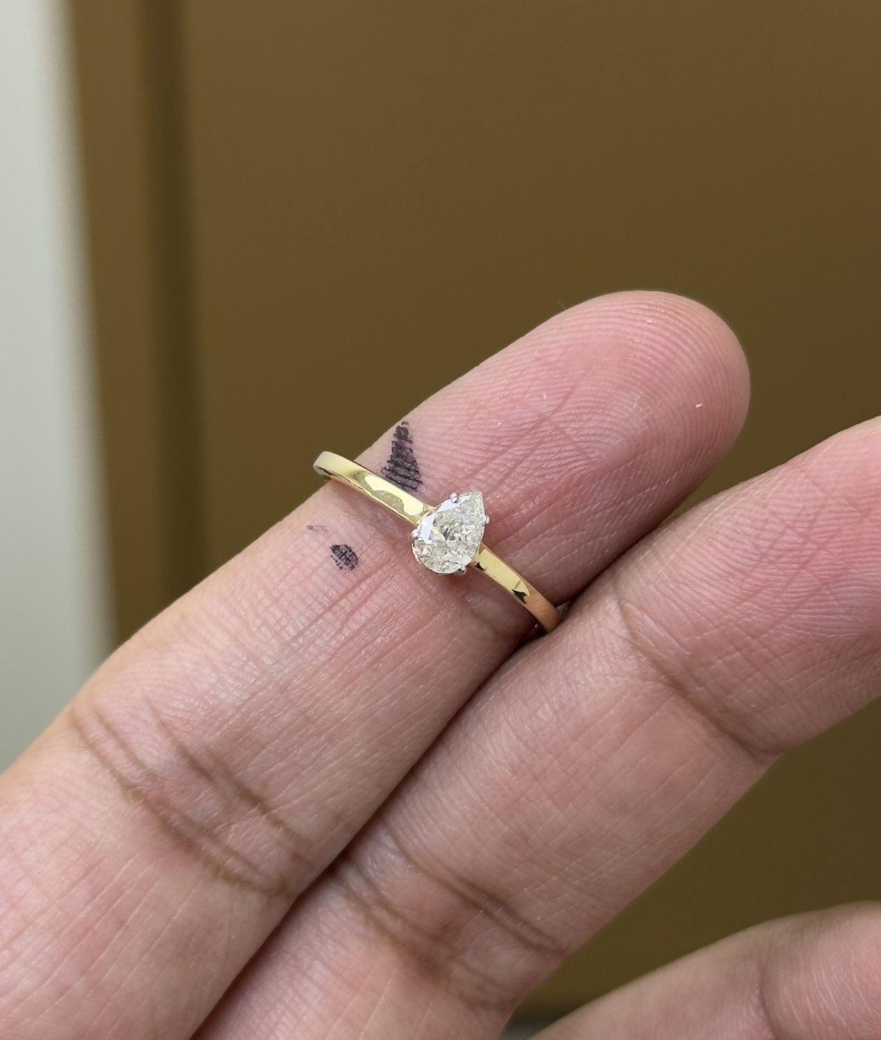 SR628, Colour: 14KY PEAR D-0.3ct/1.57g