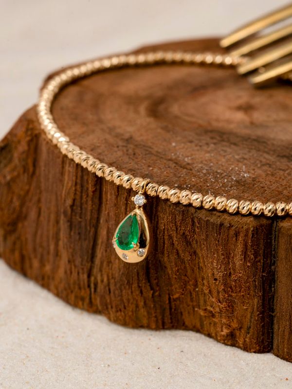 Emerald Cosmic Drop