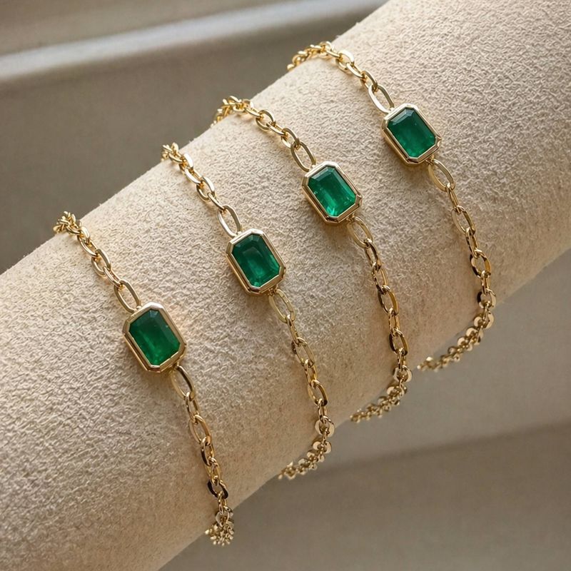 Emerald Paperclip Bezel Bracelet