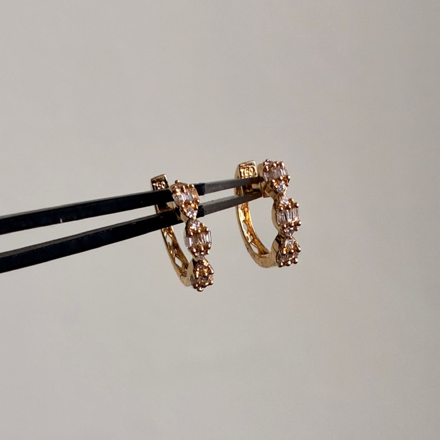 Diamond Illusion Hoops, Colour: D: 0.14ct/14KY: 1.52g