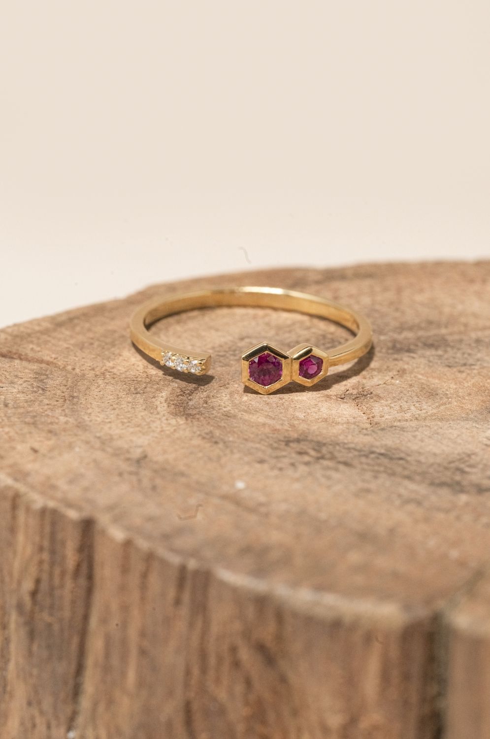SR705, Colour: 18KY R-0.17ct D-0.02ct/1.3g