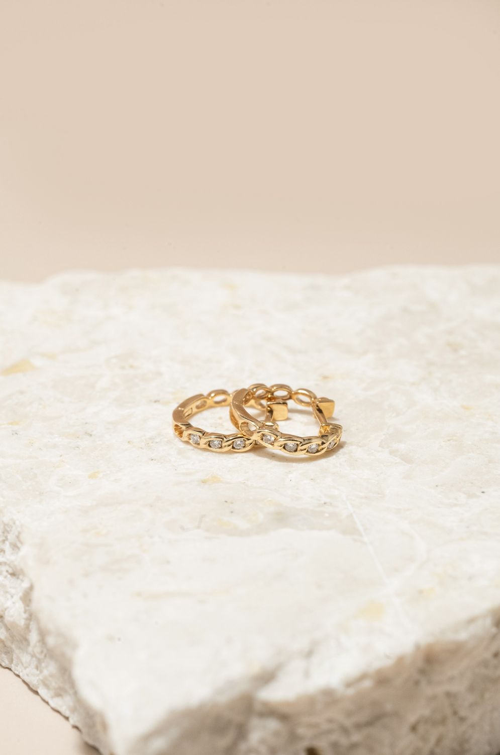 SE605 18KY Dia-0.06ct/1.6g