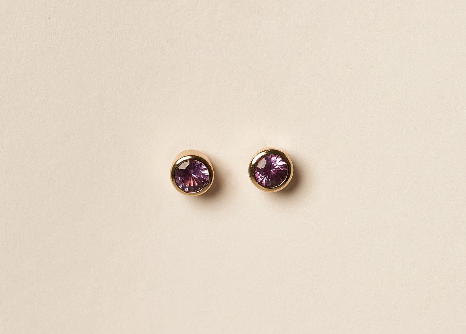 Pink Sapphire round earrings