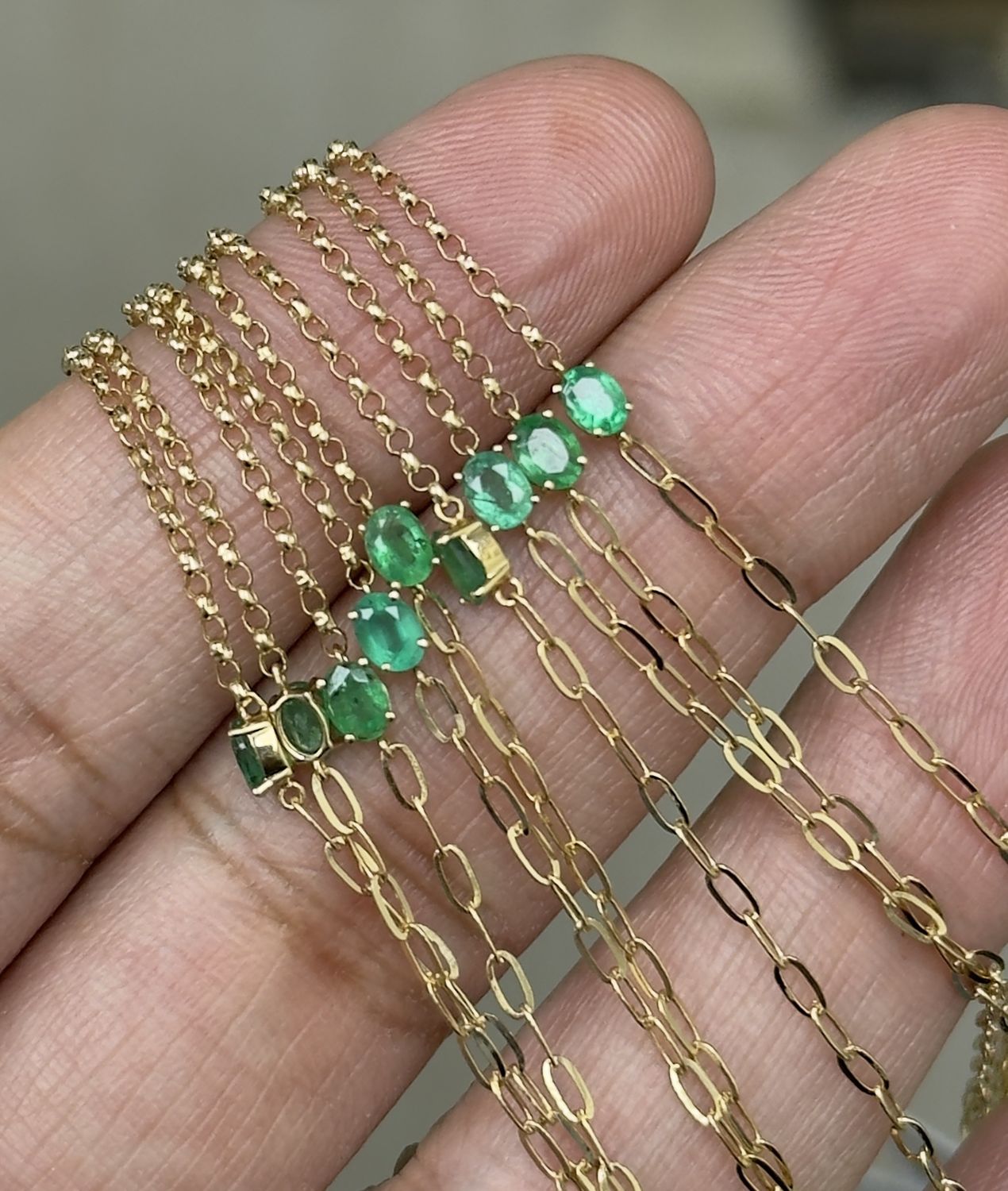 SB320 18KY EM-0.18ct/0.8g