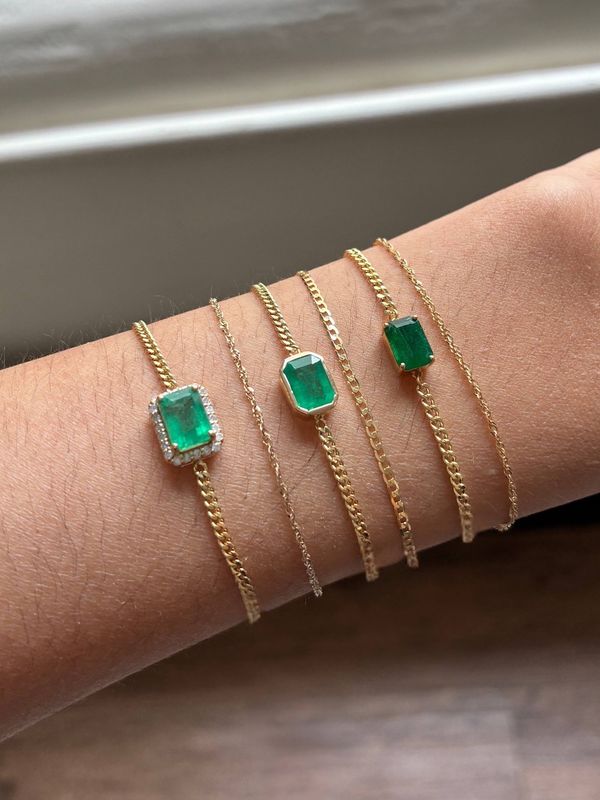 Solitaire Emerald Bracelet