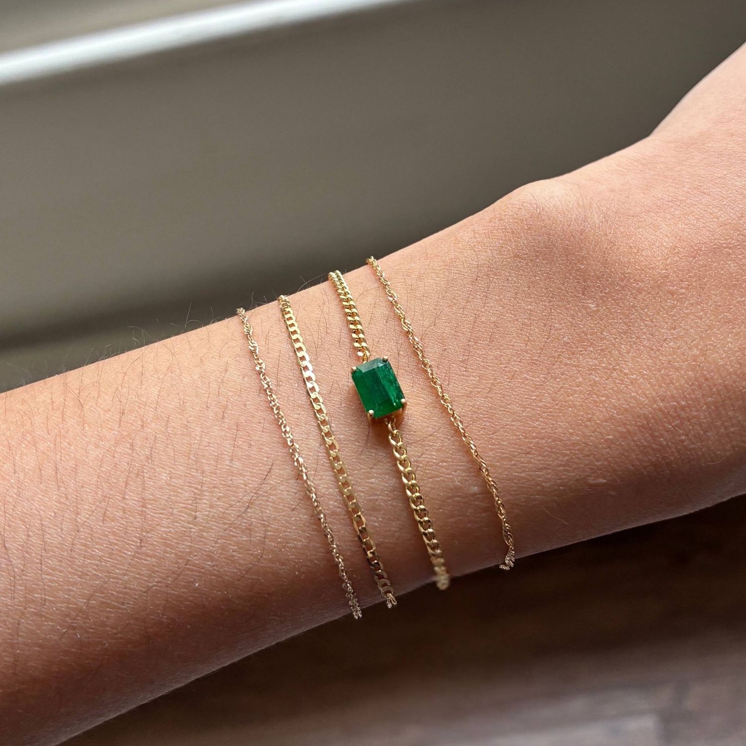 Solitaire Emerald Bracelet