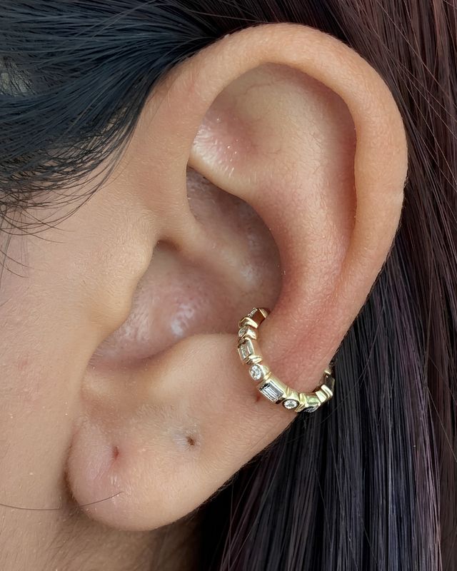 Alternating Diamond Cuff