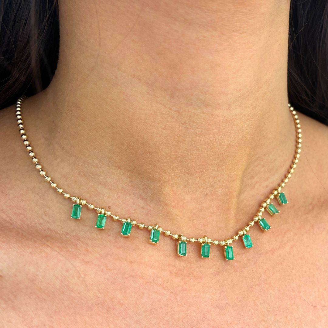 Baguette Necklace, Colour: EM: 2.87ct/14KY: 10.92g