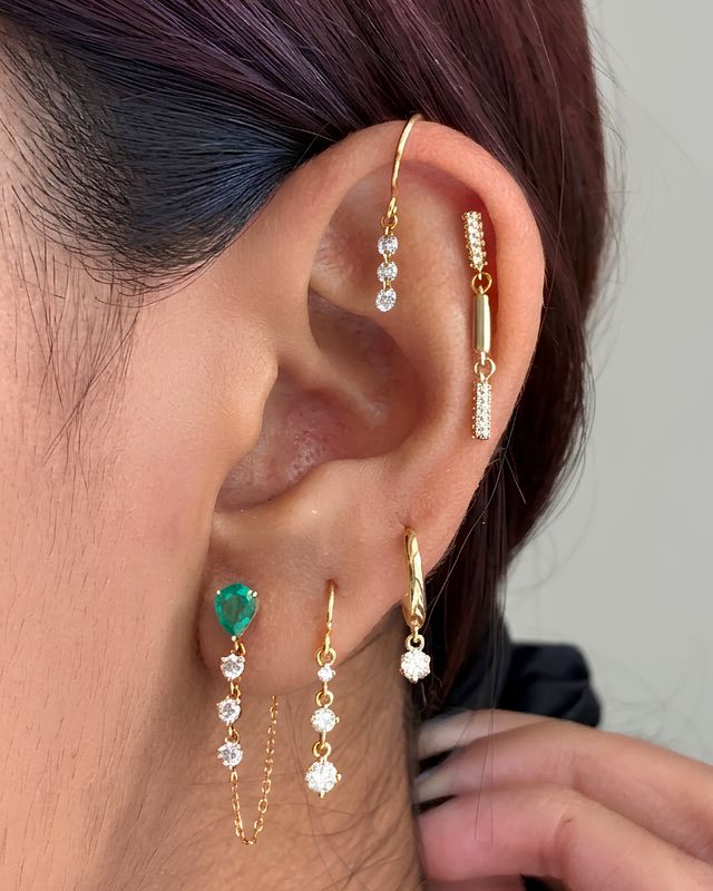 Vertical Diamond Ear Cuff