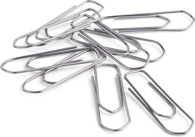 Nietjes/Paperclips etc