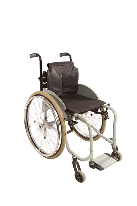 Rollstuhl grau