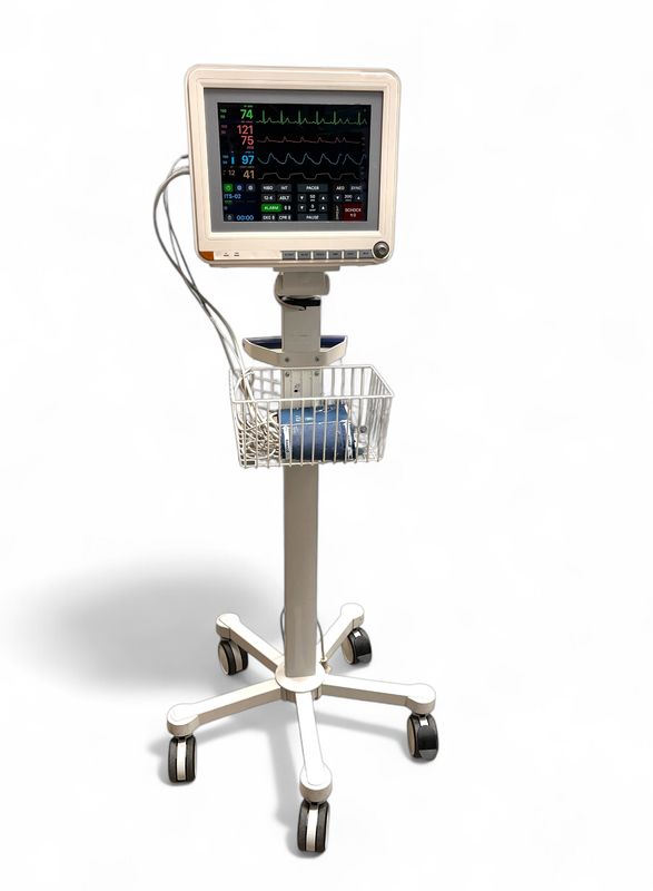 Überwachungs-/EKG-Monitor auf Wagen