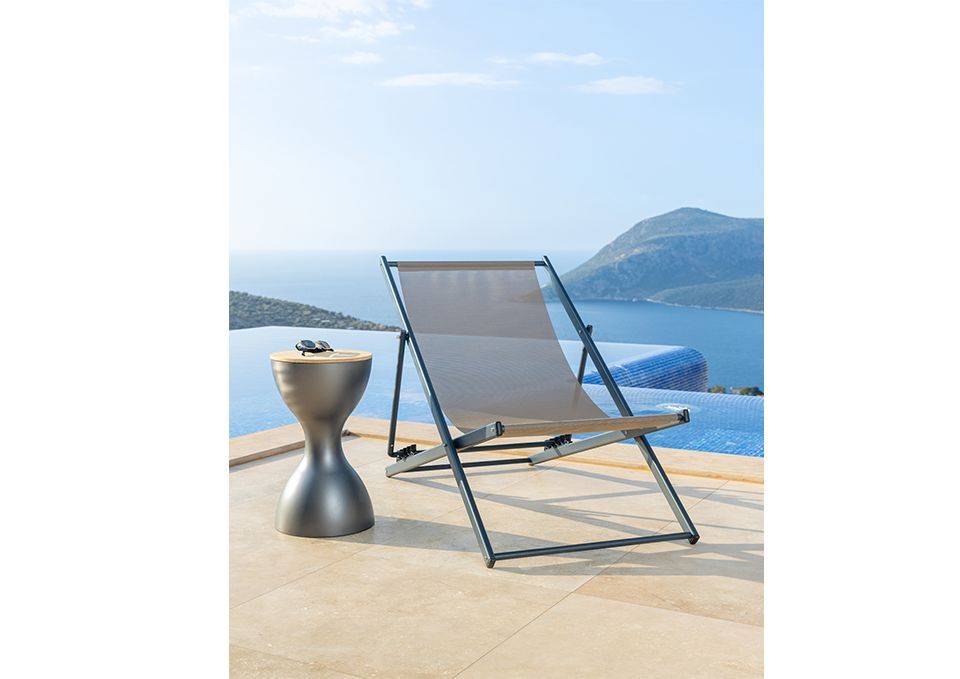 TESSA ARMCHAIR